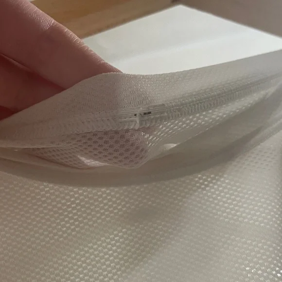 Lululemon Athletica White Short Sleeve Tee breathable - Picture 4 of 5